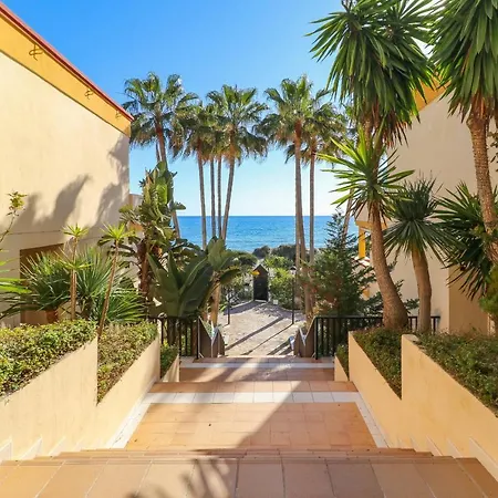 Apartment Romana Playa Beachfront Marbella